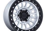 KMC KM552 IMS MACHINED W/ MATTE BLACK LIP Wheel - image 1