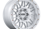 KMC KM555 ATTACK GLOSS SILVER W/ MACHINED FACE Wheel - image 1