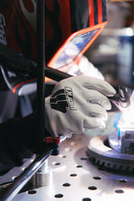 Load image into Gallery viewer, WORKS Gloves
