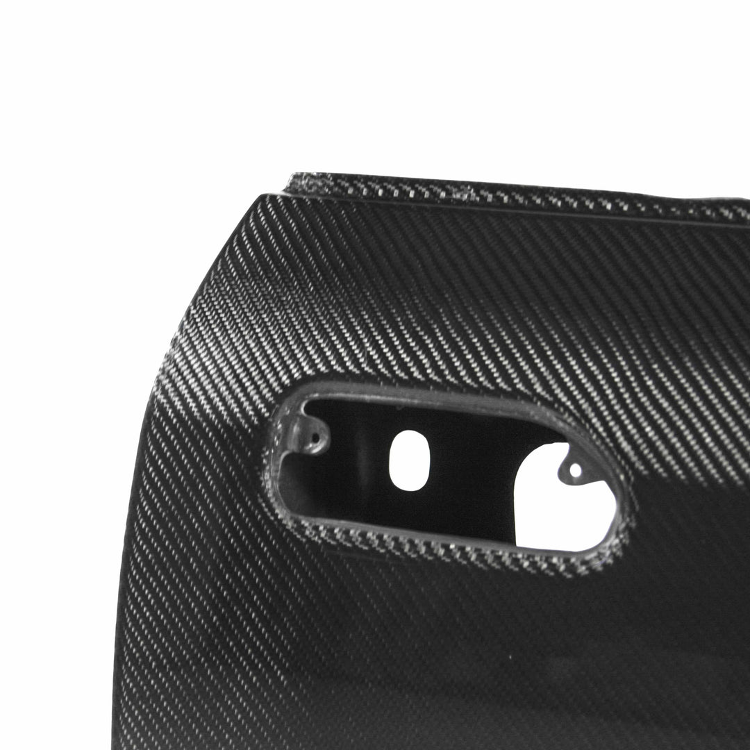Seibon OEM-Style Carbon Fiber doors for 1990-1994 Nissan Skyline R32 - image 2