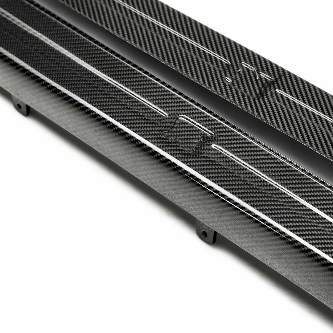 Seibon Carbon fiber door sills for 2009-2024 Nissan GT-R - image 3