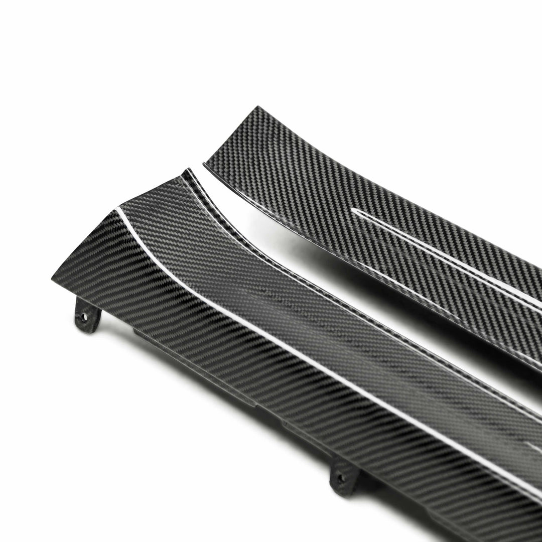 Seibon Carbon fiber door sills for 2009-2024 Nissan GT-R - image 4