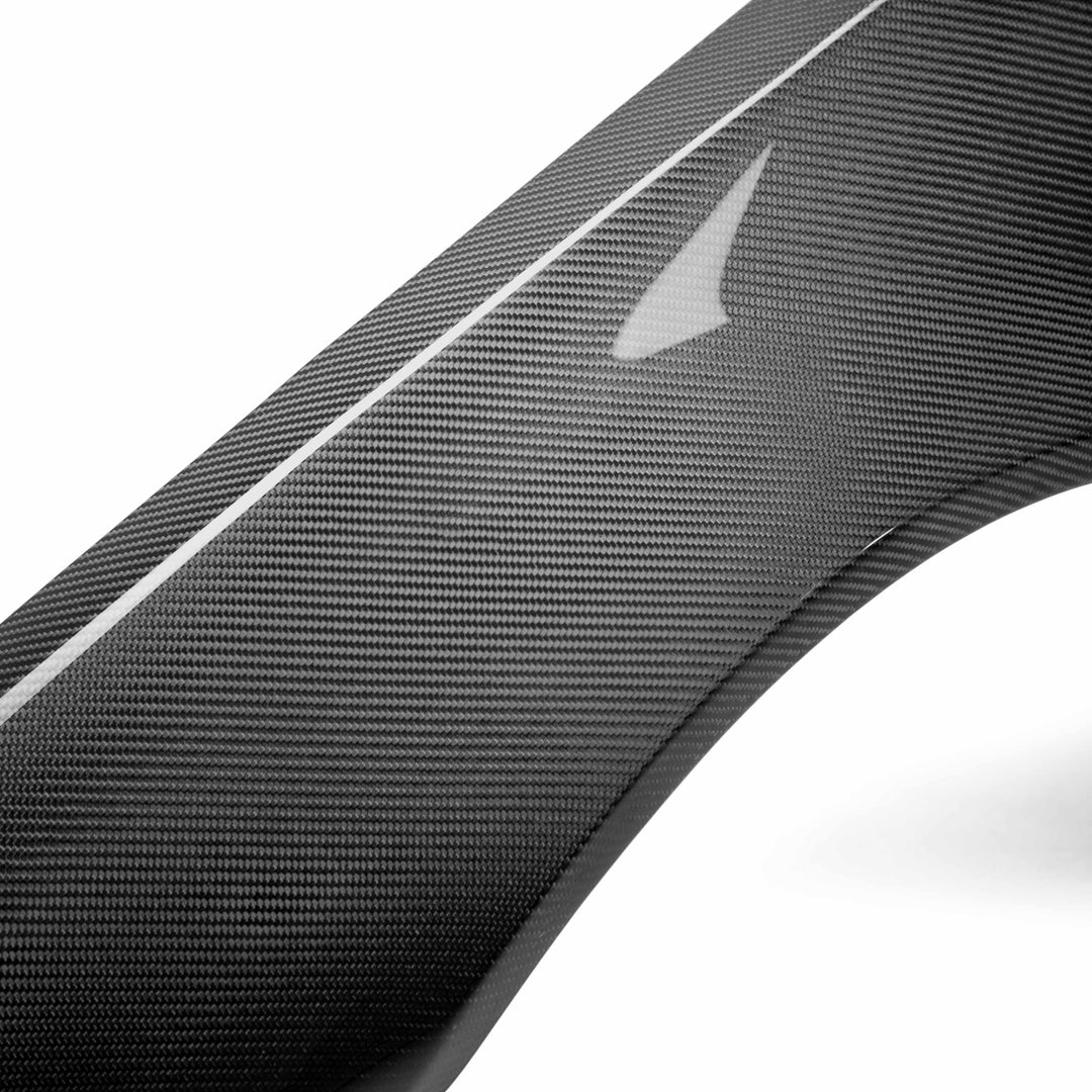 Seibon NSW-Style Carbon Fiber fenders for 1999-2001 Nissan Skyline R34 GT-R (10mm Wider) - image 5