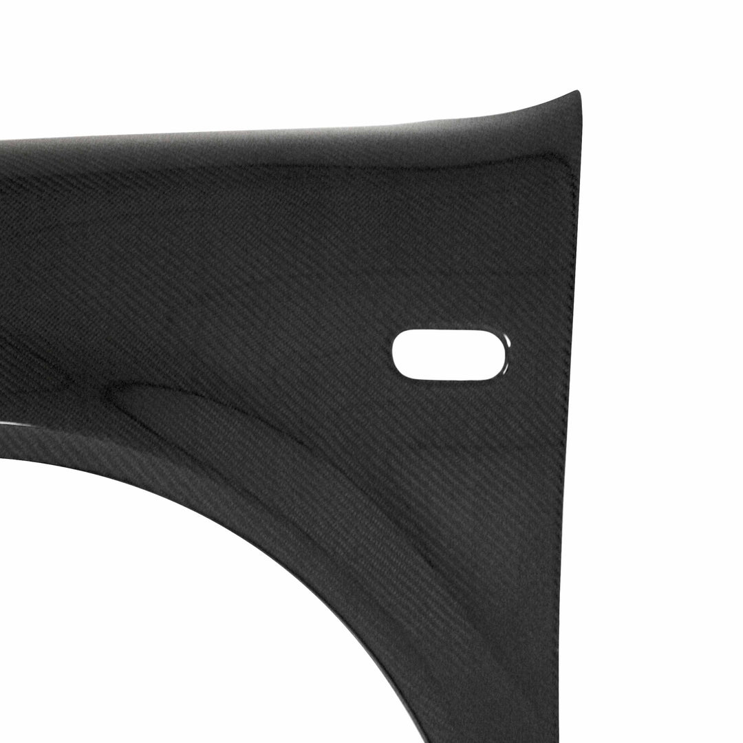Seibon Carbon fiber fenders for 1999-2006 Volkswagen Golf IV - image 3