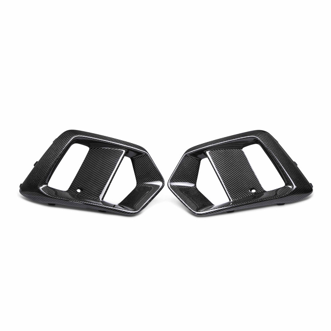 Seibon Carbon fiber fog light surround for 2016-2018 Ford Focus RS - image 2