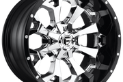 Fuel D246 ASSAULT CHROME PLATED GLOSS BLACK LIP Wheel - image 1