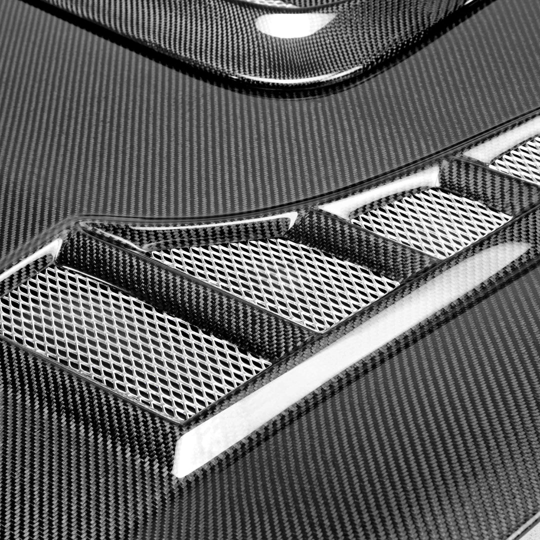 Seibon CW-Style Carbon Fiber hood for 2002-2003 Subaru Impreza/WRX - image 4