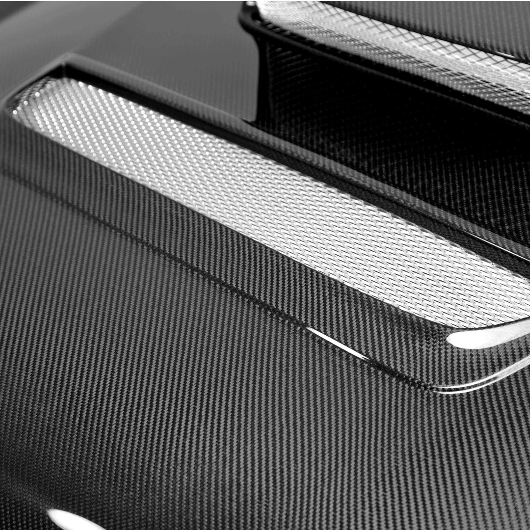 Seibon RC-Style Carbon Fiber hood for 2002-2003 Subaru Impreza/WRX - image 4