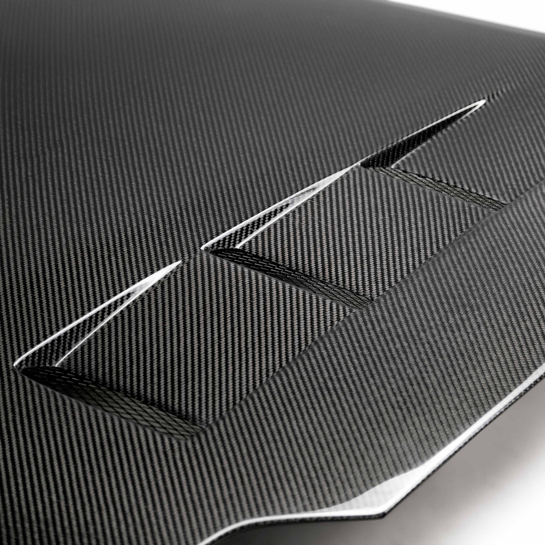 Seibon TS-Style Carbon Fiber hood for 2007-2008 Nissan 350Z (also fits 2003-2006 models) - image 3
