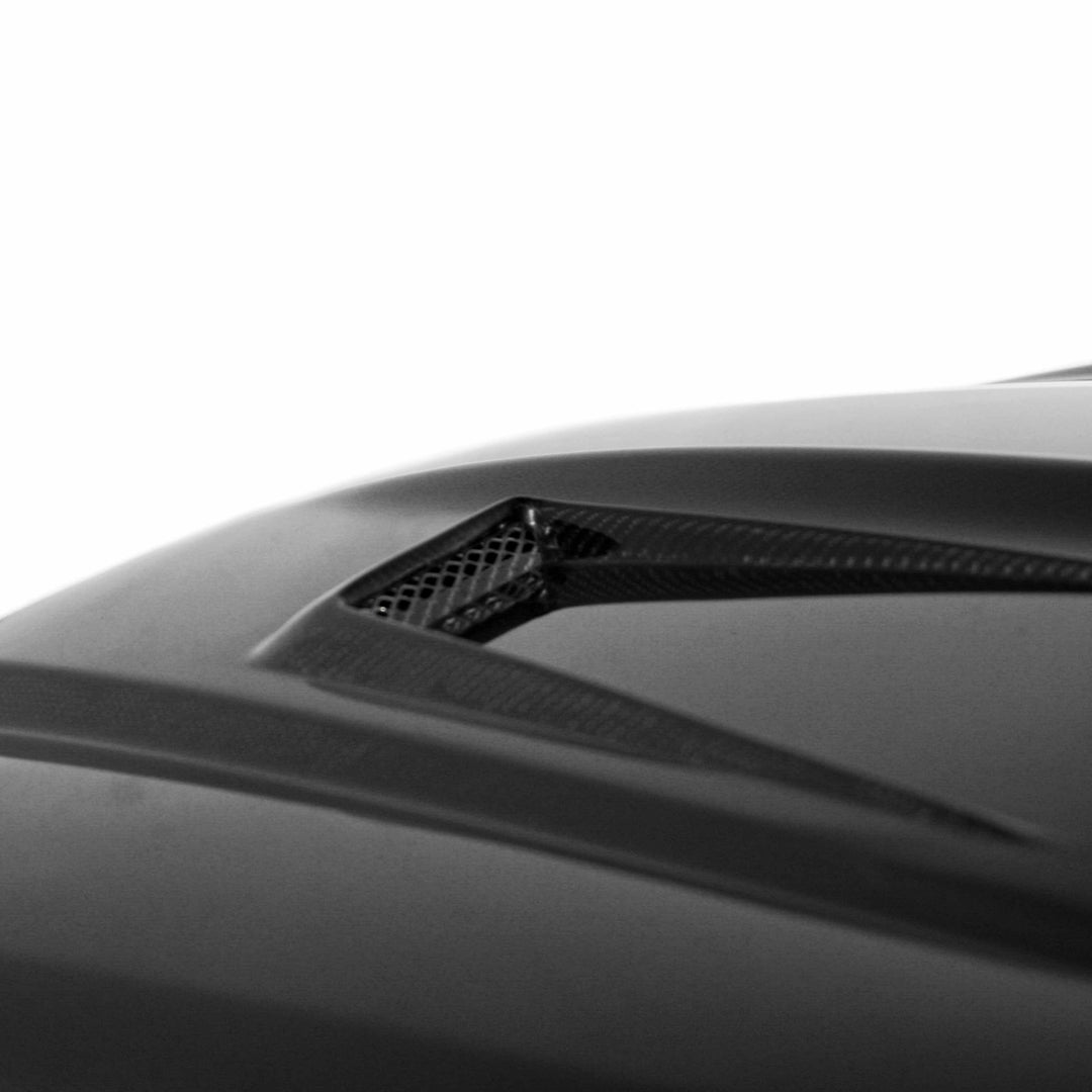 Seibon GT-Style Carbon Fiber hood for 2008-2011 Mercedes Benz C63 (Does not fit standard C-class) - image 4