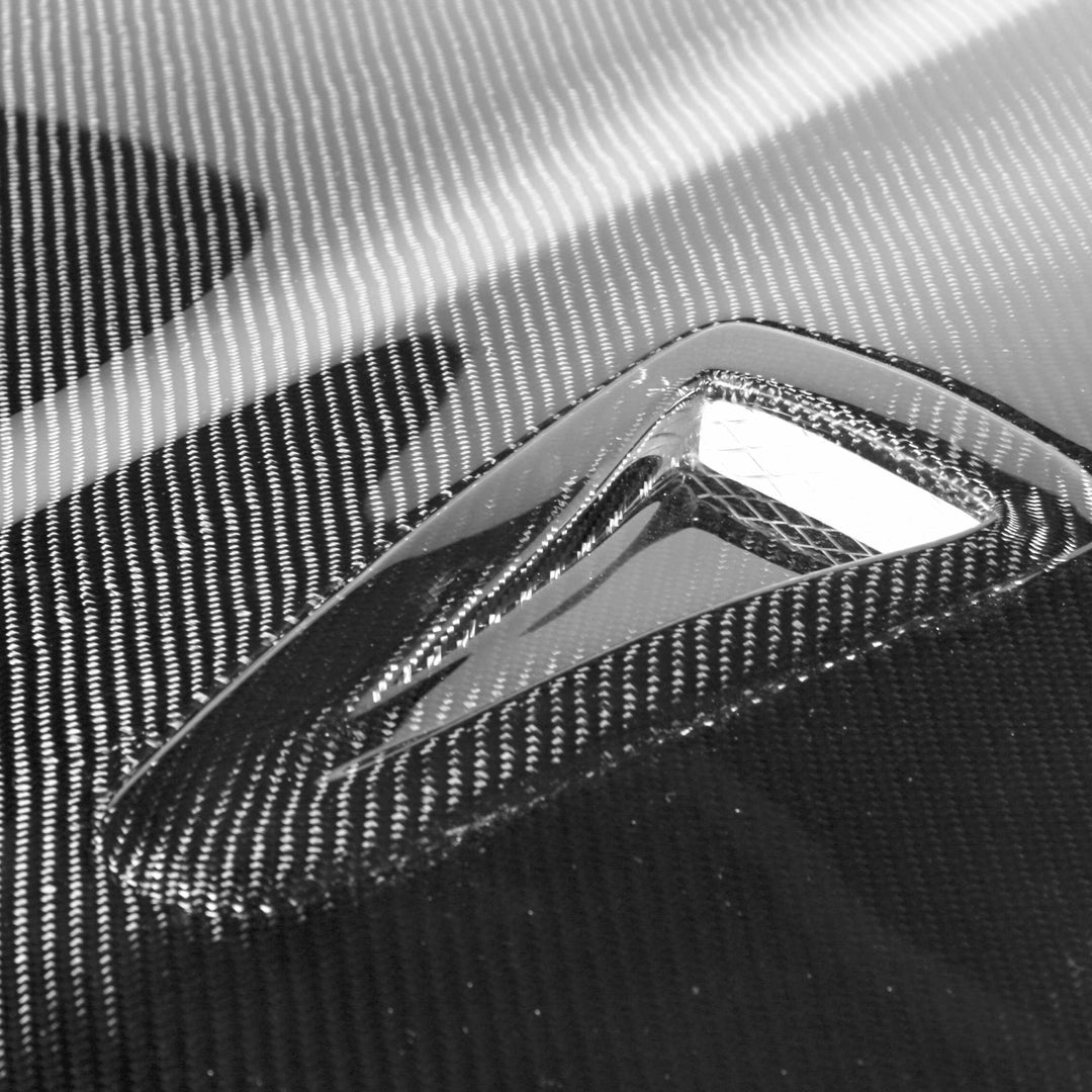 Seibon GTR-Style Carbon Fiber hood for 2009-2020 Nissan 370Z - image 4