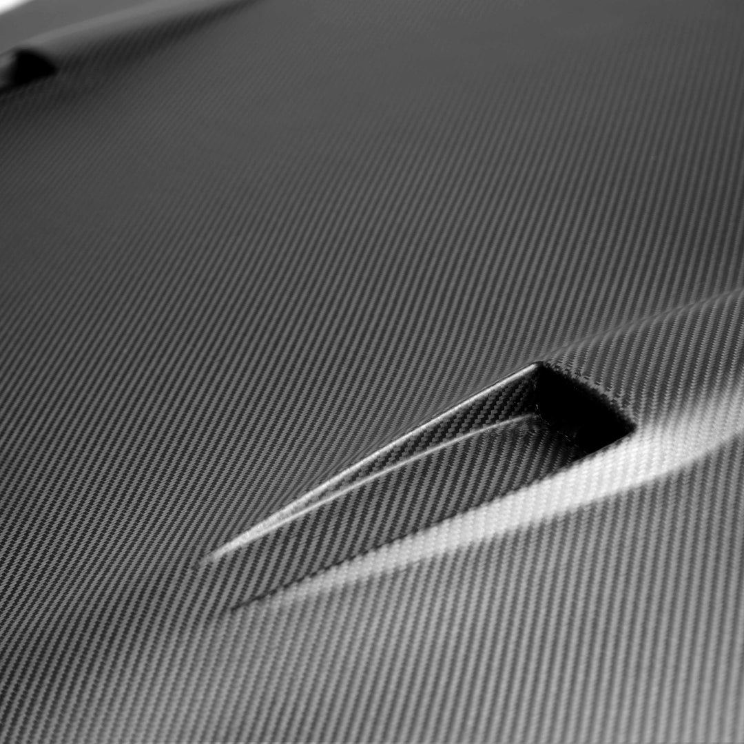 Seibon GTII-style Dry Carbon Fiber hood for 2009-2016 Nissan GT-R - Matte - image 4