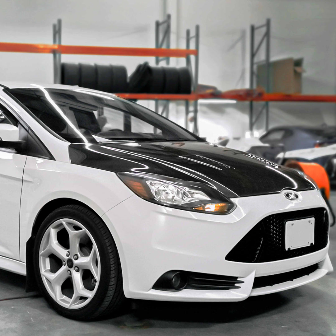 Seibon RS-Style Carbon Fiber hood for 2012-2014 Ford Focus - image 7