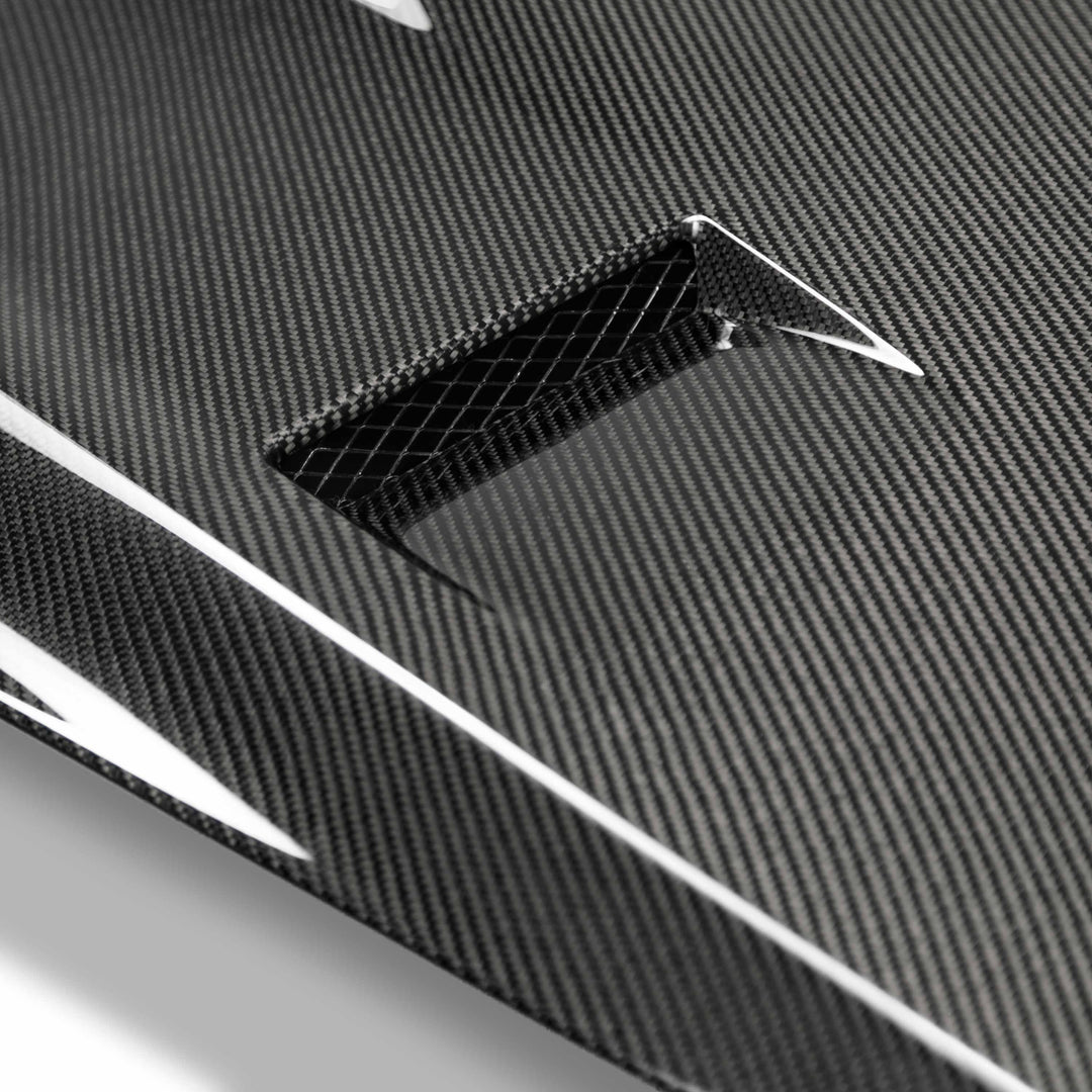 Seibon GTII-Style Carbon Fiber hood for 2017-2024 Nissan GT-R - image 5