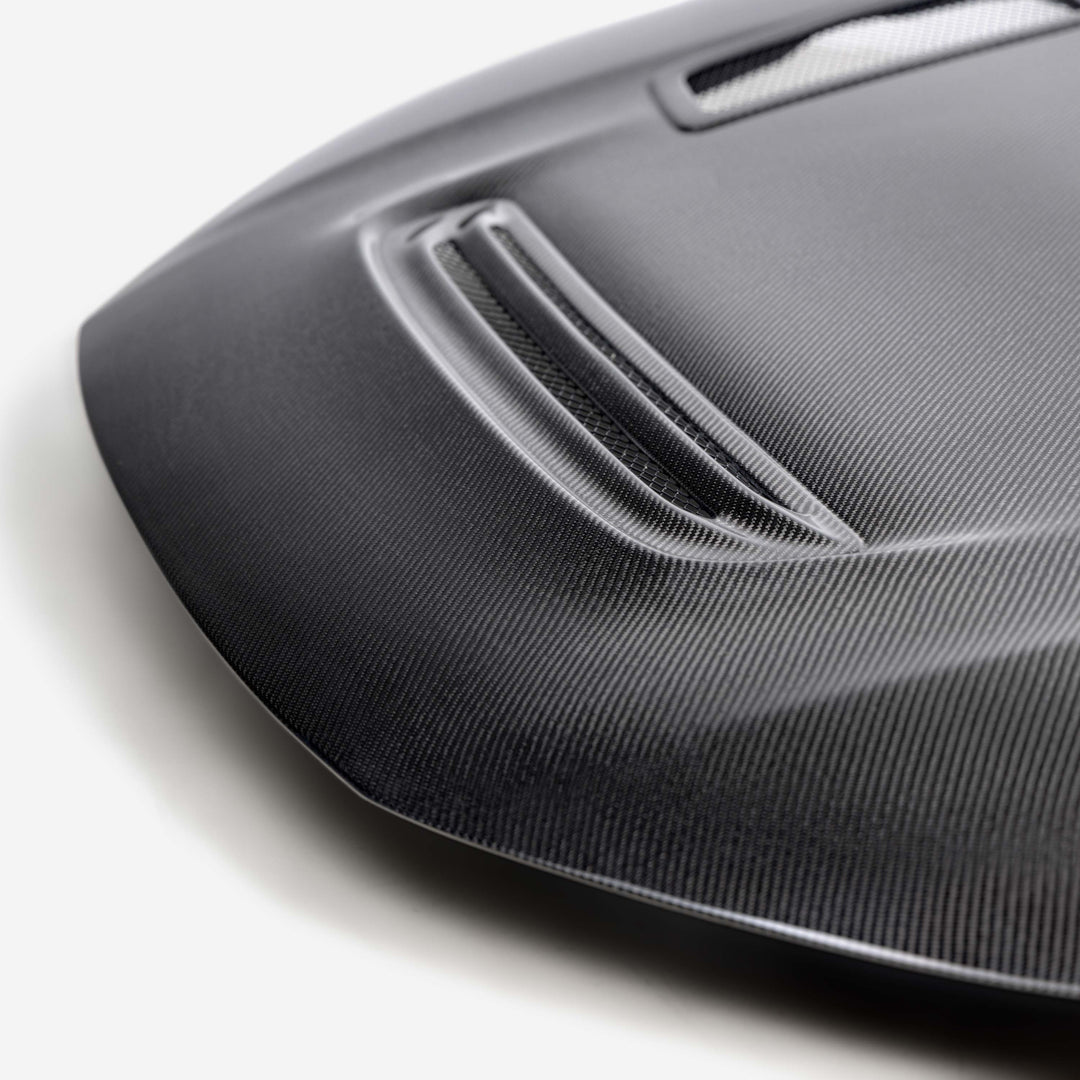 Seibon GT-Style Double Sided Carbon Fiber Hood For 2023-2026 Honda Civic Type R - image 3