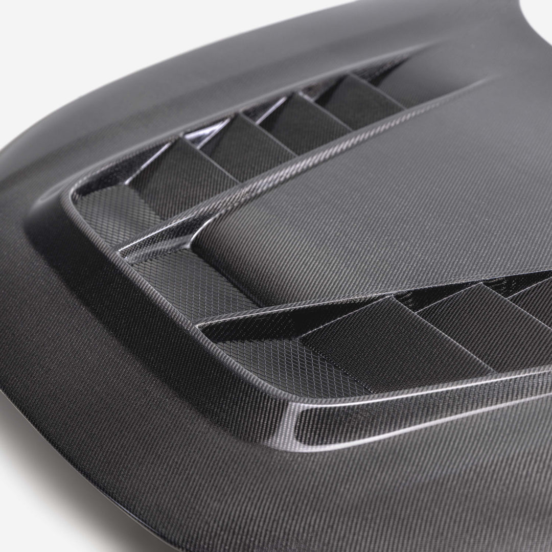 Seibon TV-Style Double Sided Carbon Fiber Hood For 2023-2026 Honda Civic Type R - image 4