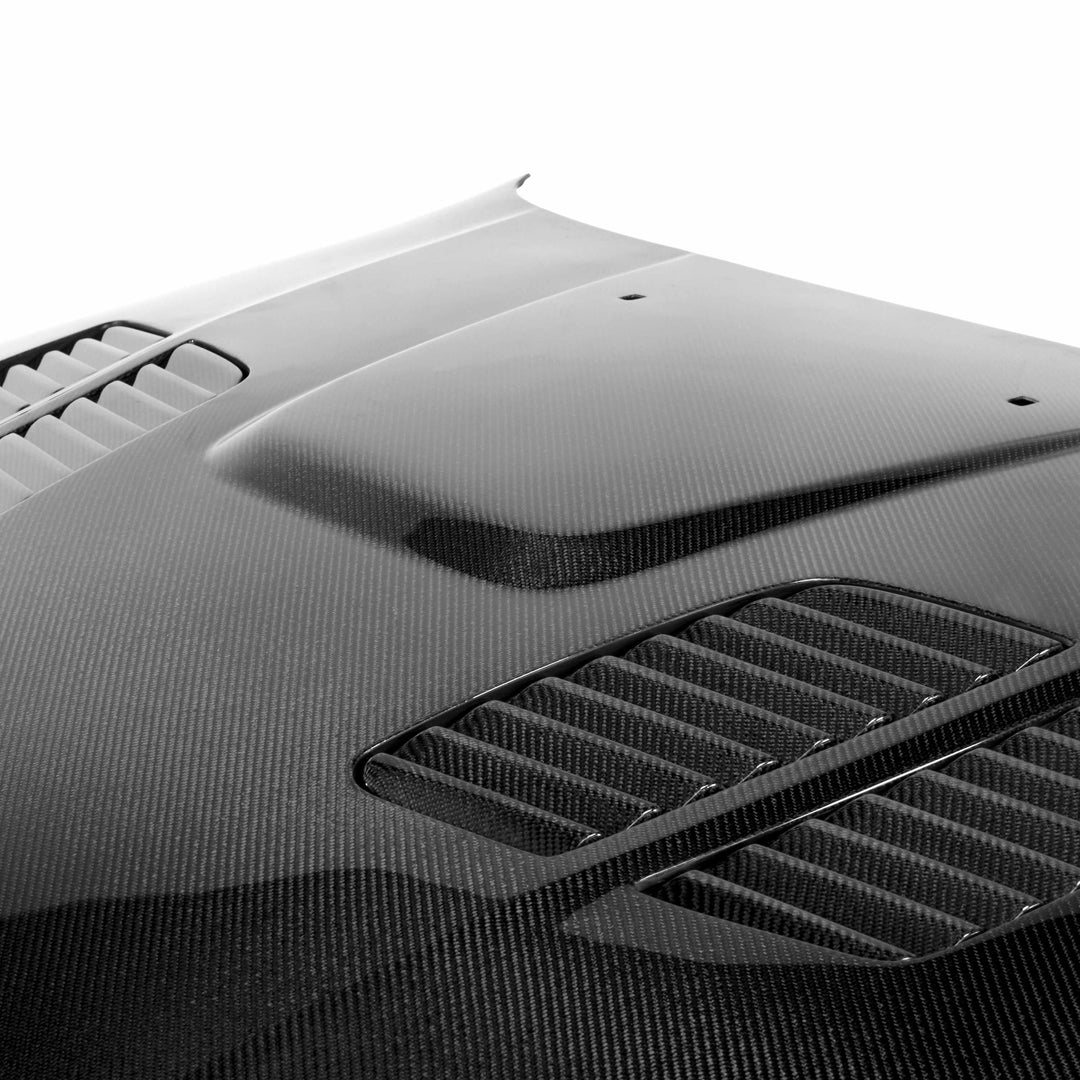 Seibon GTR-Style Carbon Fiber hood for 1997-2003 BMW E39 - image 2