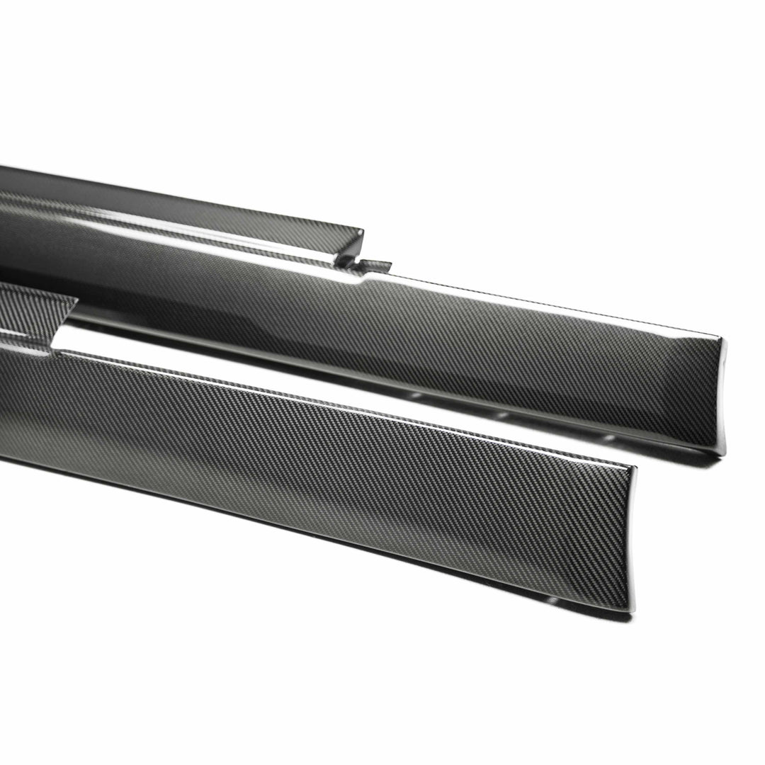 Seibon OEM-Style Carbon Fiber side skirts for 2009-2016 Nissan GT-R - image 3