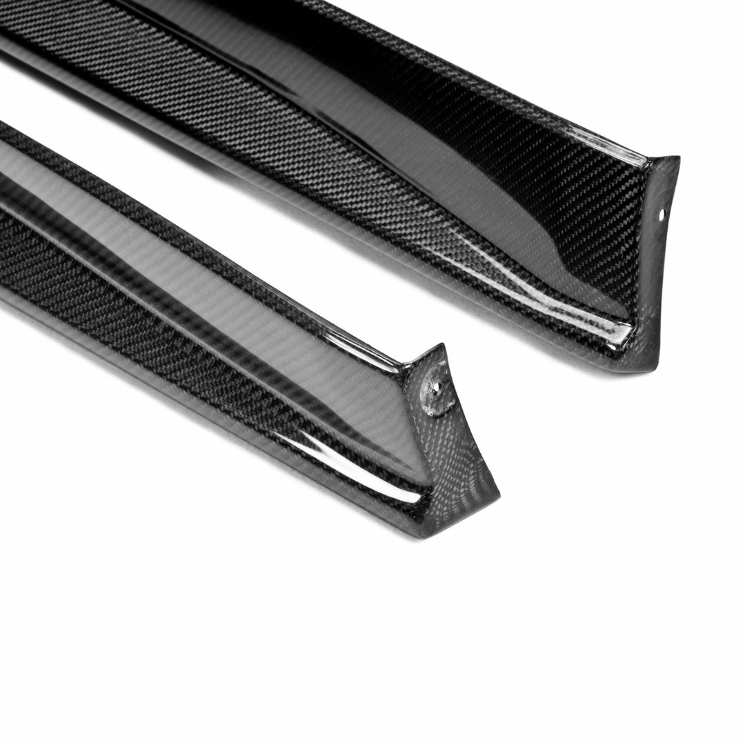 Seibon VS-Style Carbon Fiber side skirts for 2009-2016 Nissan GT-R - image 4