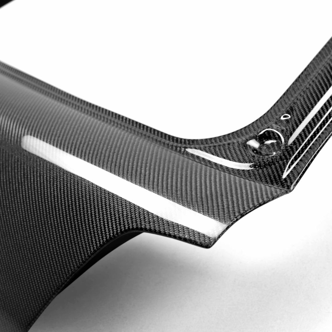 Seibon OEM-Style Carbon Fiber trunk lid for 2002-2007 Subaru Impreza/WRX Wagon - image 3