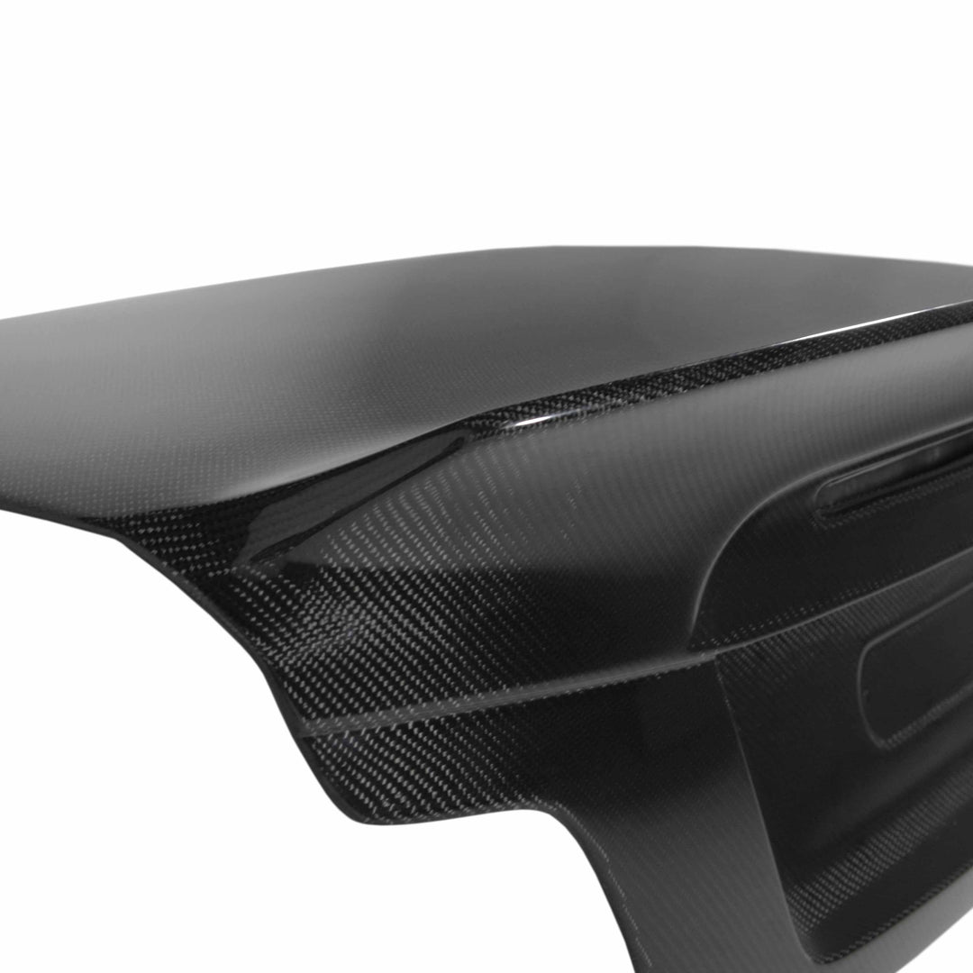 Seibon CSL-Style Carbon Fiber Trunk Lid for 2008-2013 BMW E82 1 Series / 1M Coupe - image 3