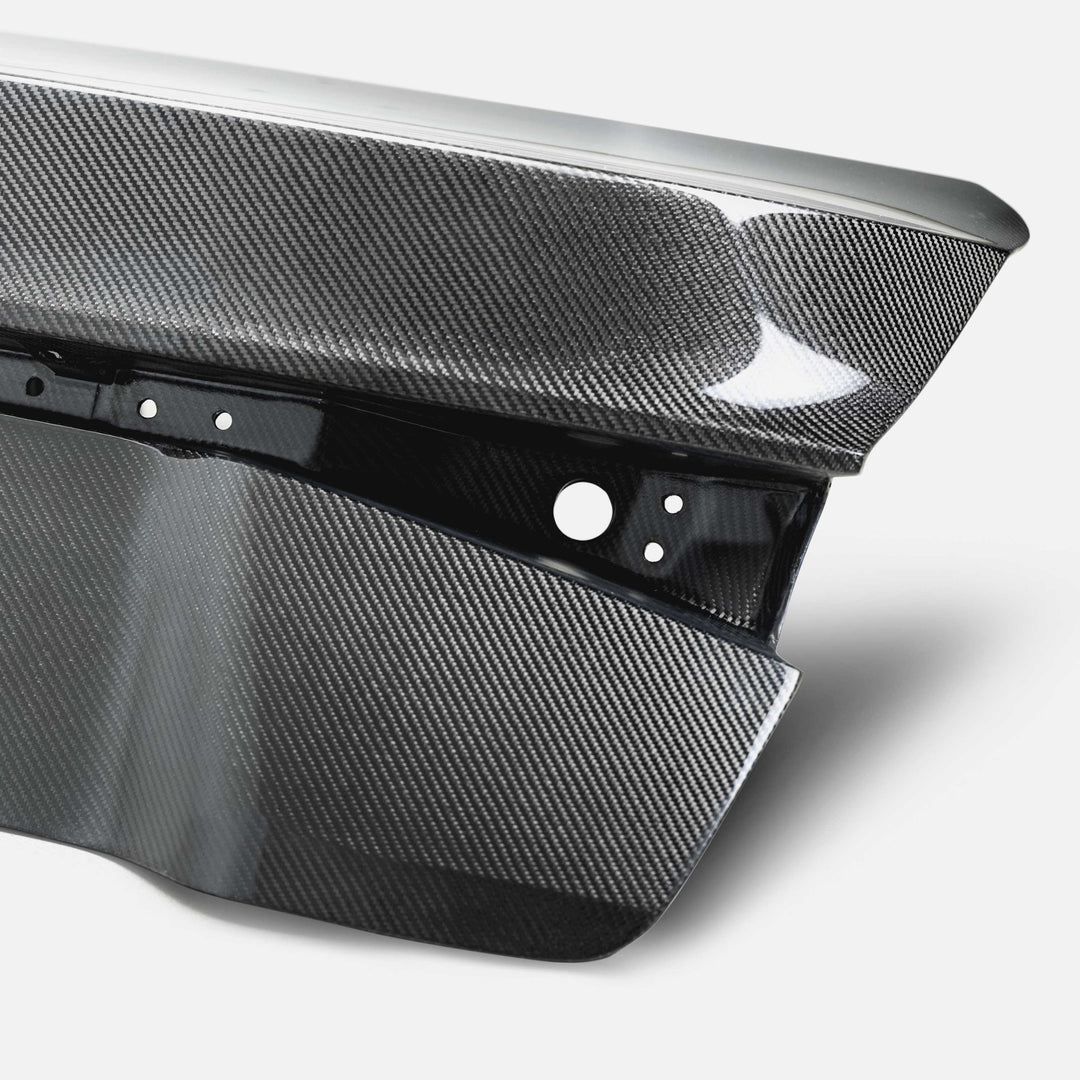Seibon Carbon fiber Trunk Lid for 2021-2026 Lexus IS - image 3